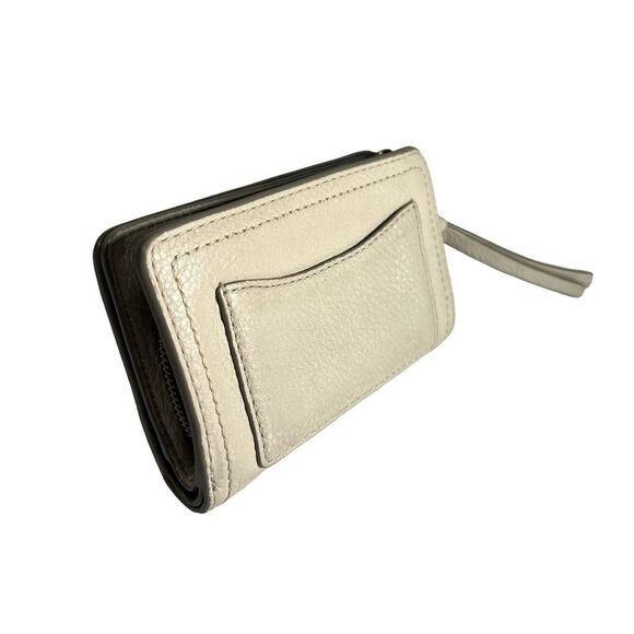 Marc Jacobs Cream Softshot Logo Top Zip Multi Wallet - Picture 13 of 13